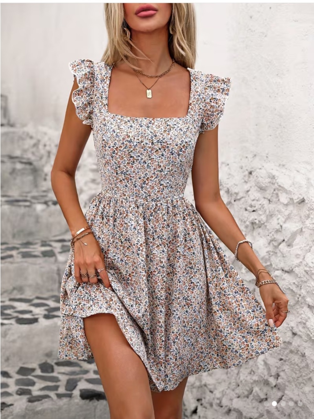 Never worn: Mini Tie Back Floral Sundress in Cream and Blue Size S